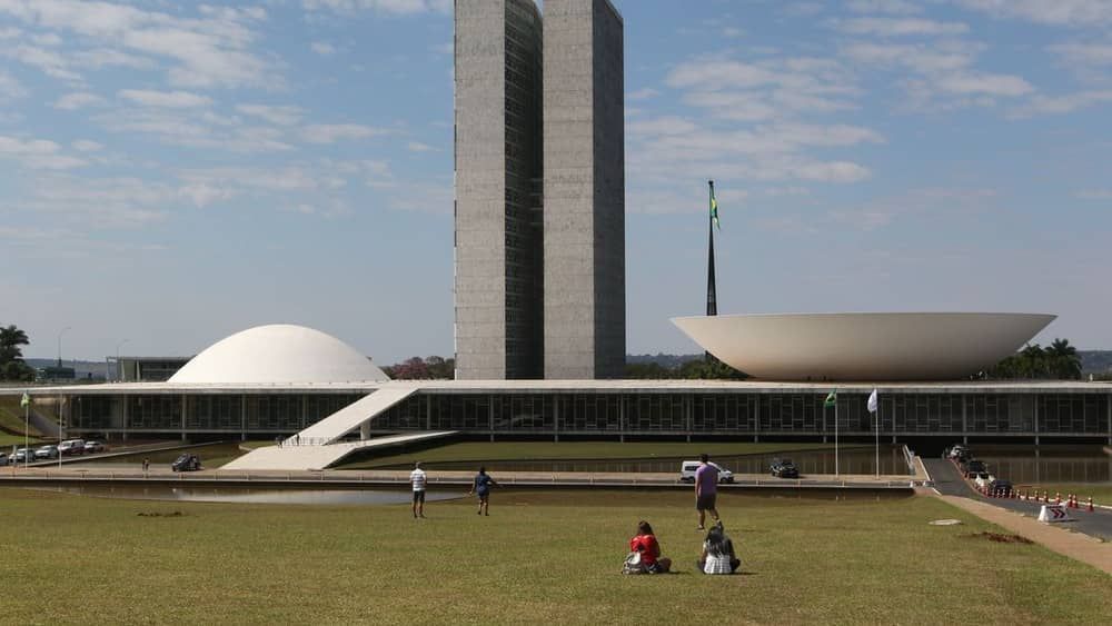 Congresso: quase um terço dos projetos considerados urgentes está engavetado