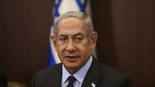 Horas antes do início do debate, o gabinete de Netanyahu anunciou que o primeiro-ministro de 73 anos se submeteria à cirurgia