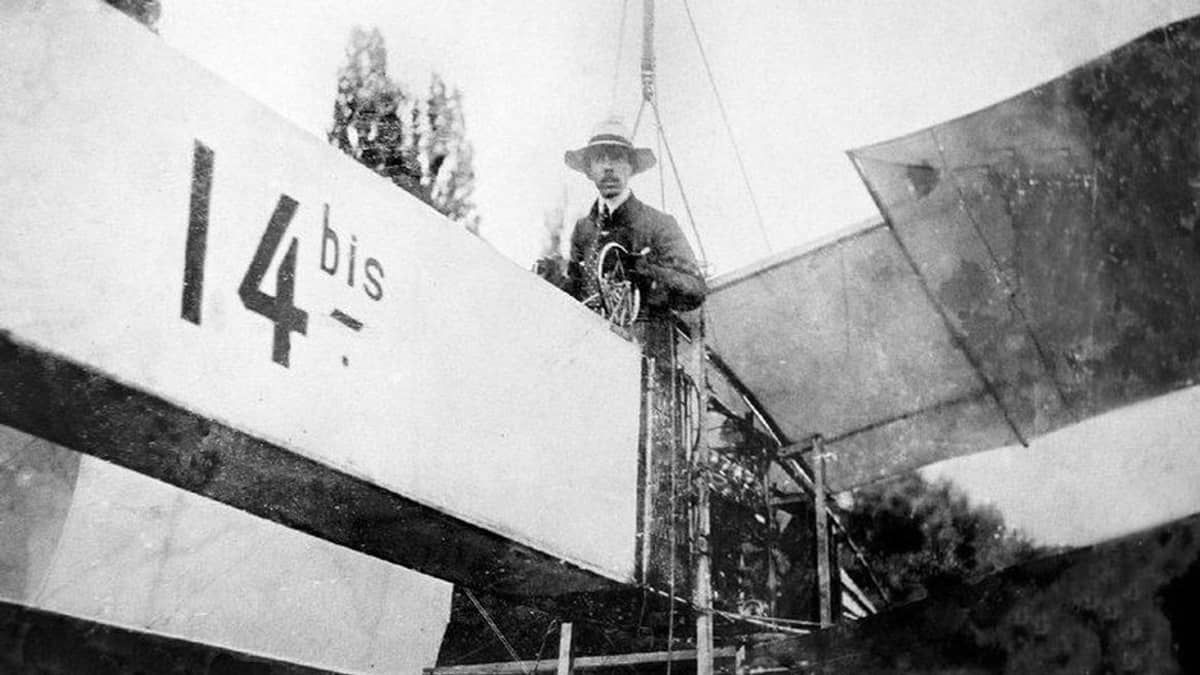 Há 150 anos, nascia o mineiro Alberto Santos Dumont, o pai da aviação