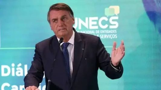 Um dos procedimentos é realizado para corrigir uma hérnia de hiato e o segundo, um desvio de septo