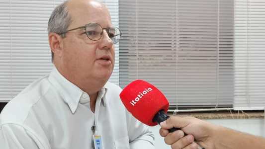 Legenda: Gerente de gestão de serviços, Ronaldo Lyrio, responde questionamentos de ouvintes da Itatiaia