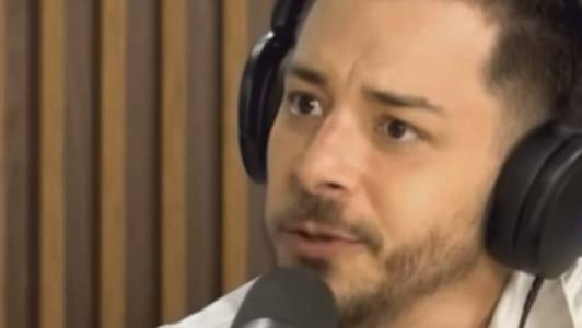 O cantor falou sobre o assunto nesta terça-feira, 21, no podcast Quem pode, Pod.
