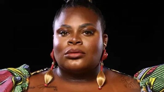 A artista optou pela cirurgia após participar do quadro Dança dos Famosos, do Domingão com o Huck, no ano passado