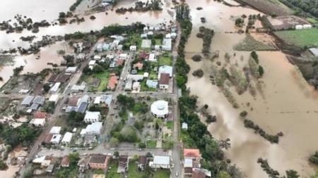 No fim desta tarde, o governador do Rio Grande do Sul, Eduardo Leite, confirmou que este é o maior número de mortes em situações como essa, no estado