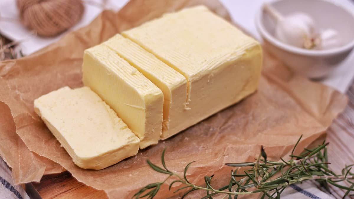 Manteiga x margarina: alimentos ultraprocessados não devem ser confundidos com os processados