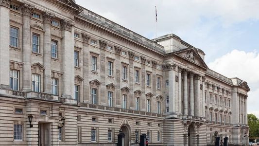 Segundo a polícia, o homem não chegou a entrar no Palácio de Buckingham ou nos jardins