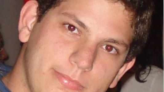 Daniel Proença, de 32 anos, um dos médicos baleados nesta madrugada, está internado no Hospital Municipal Lourenço Jorge, na Barra da Tijuca (RJ)