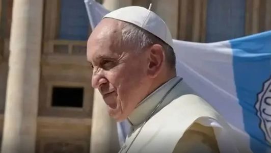 O papa Francisco destituiu, nesse sábado (11), o bispo americano Joseph Strickland