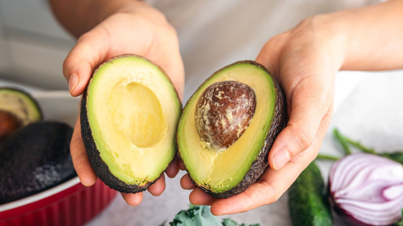 Abacate derrete a gordura corporal - confira dicas e receitas