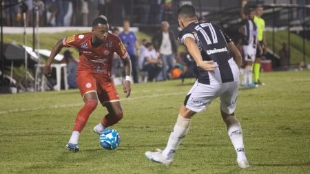 ABC venceu o Tombense por 1 a 0 nesta terça (23), no Frasqueirão