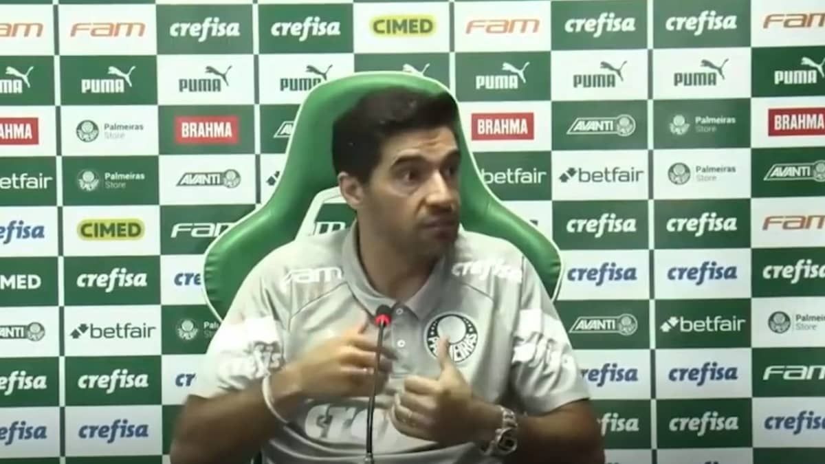 Abel questiona pressão: 'Há torcedores que amam o Palmeiras, outros só amam ganhar'