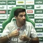 Abel questiona pressão: 'Há torcedores que amam o Palmeiras, outros só amam ganhar'