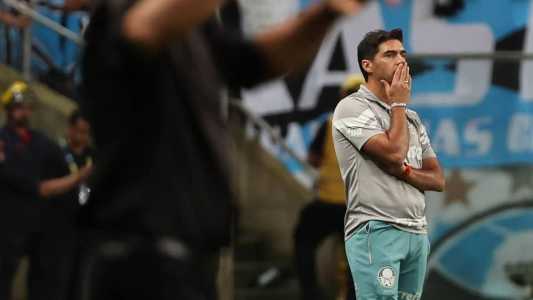 Abel diz que Palmeiras foi roubado, faz apelo à CBF, mas diz que fala 'fica em campo'