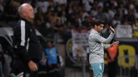 Abel Ferreira comandou o Palmeiras na vitória sobre o Atlético, no Mineirão