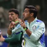 Abel desabafa sobre críticas e põe vitória na conta do elenco do Palmeiras