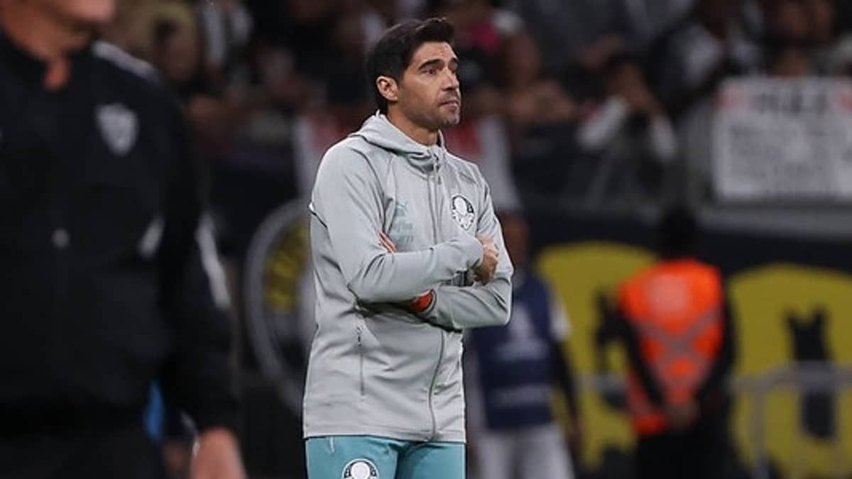 Abel Ferreira, do Palmeiras, avalia vitória contra o Atlético: 'Acaba por ser justo'