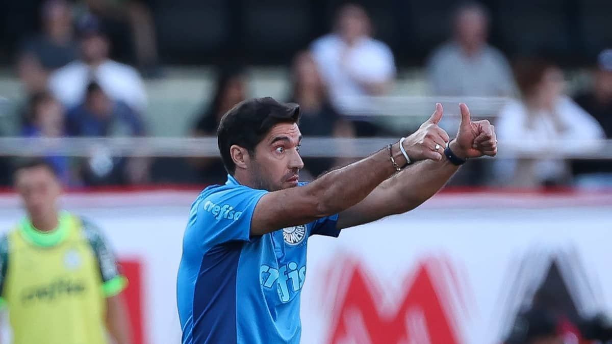 Palmeiras: Abel brinca sobre conflito com Calleri e 'culpa' intensidade