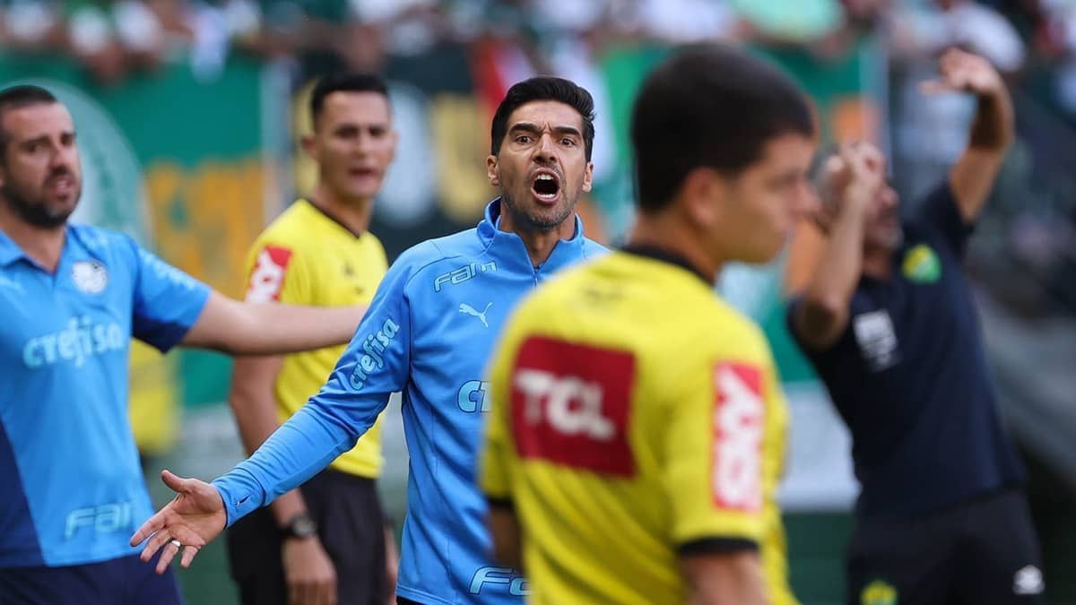 Abel Ferreira faz desabafo sobre arbitragem de Palmeiras x Cuiabá; assista
