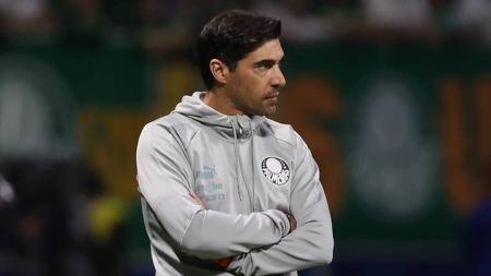 Abel Ferreira poupou alguns titulares no Palmeiras para enfrentar o Cruzeiro