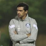 Abel Ferreira projeta clássico entre Palmeiras e Corinthians: ‘Muita coisa em jogo’