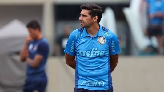 Abel Ferreira tenta vencer terceira Libertadores pelo Palmeiras