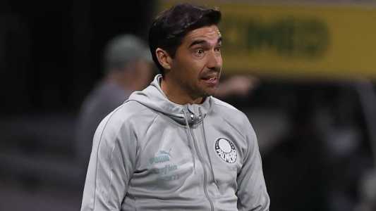 Abel lamenta 'falta de criatividade' do Palmeiras contra Cruzeiro