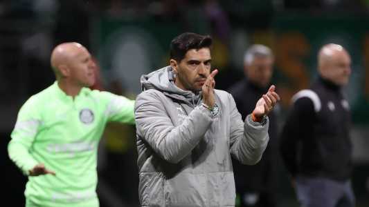 Abel sai em defesa de Breno Lopes no Palmeiras: 'Faz parte do futebol'