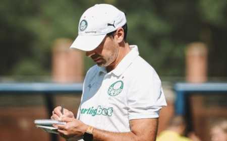 Abel Ferreira durante treino antes de jogo pelo Mundial de Clubes da Fifa