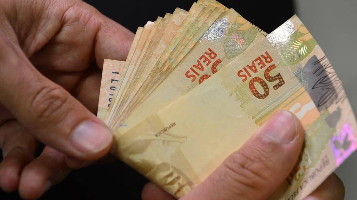 PIS/Pasep: Governo paga na segunda-feira (17) abono salarial a 4,2 milhões
