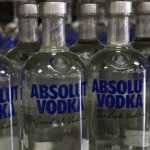 Após ameaça de boicote, fabricante de vodca Absolut deixará de exportar para Rússia