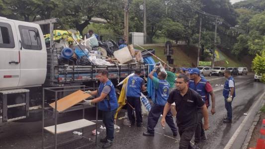 Acampamento foi desmobilizado pela Guarda Municipal nesta sexta-feira