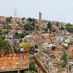 Suspeitos de tráfico de drogas são alvo de operação no Morro das Pedras em Belo Horizonte 