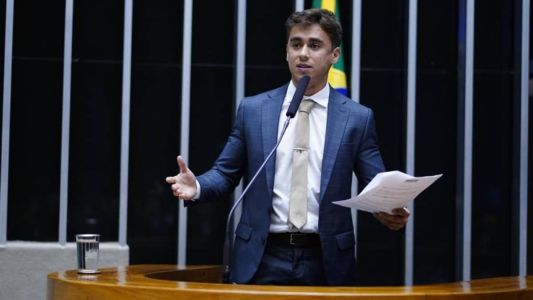 Ação de Nikolas Ferreira contra indicação de Cristiano Zanin foi rejeitada pela Justiça Federal do DF