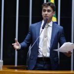 Justiça Federal nega pedido de Nikolas Ferreira para barrar indicação de Zanin ao STF