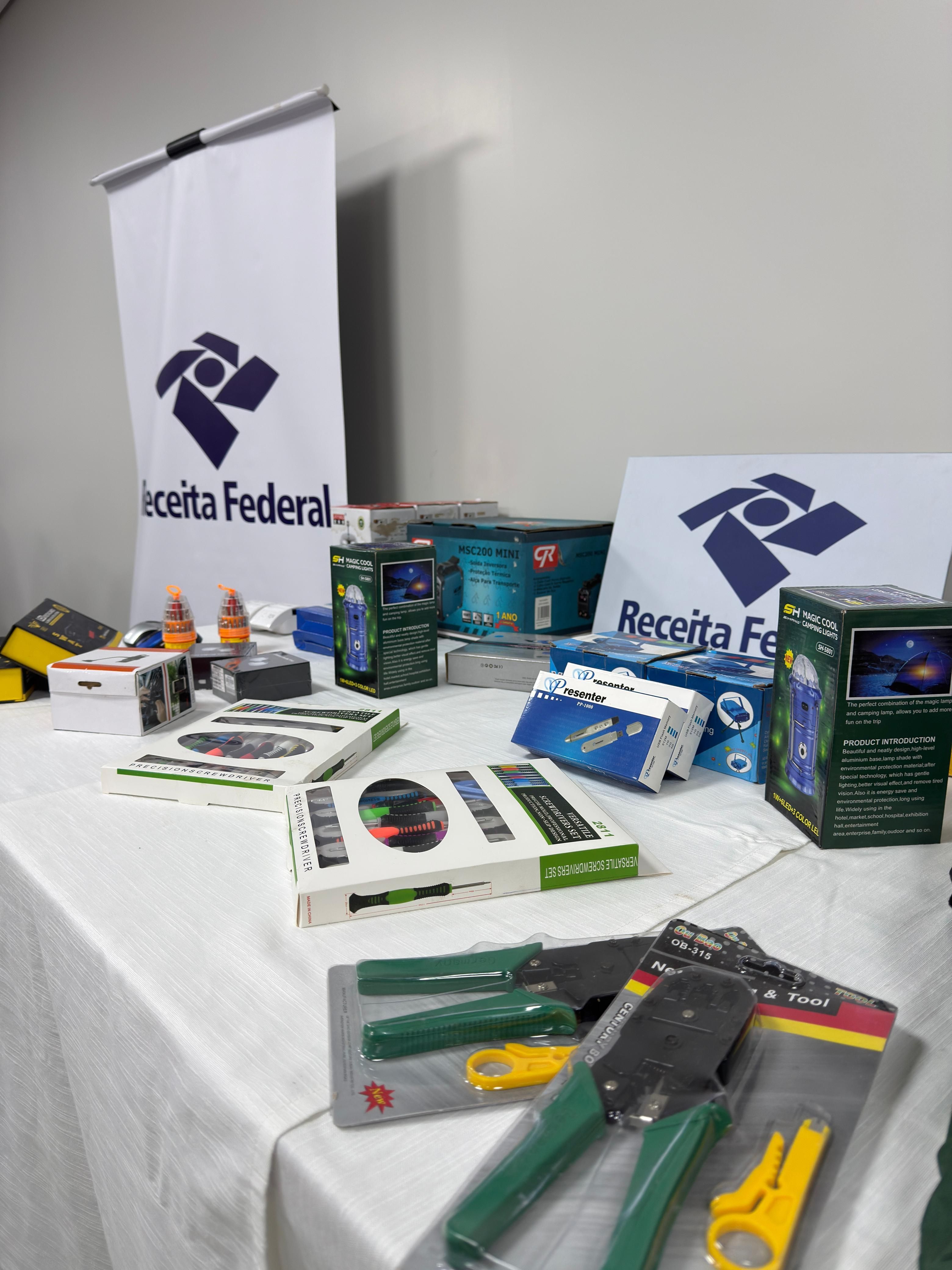 Receita Federal realiza doação de mais de R$ 650 mil em mercadorias apreendidas para entidades do Norte de Minas