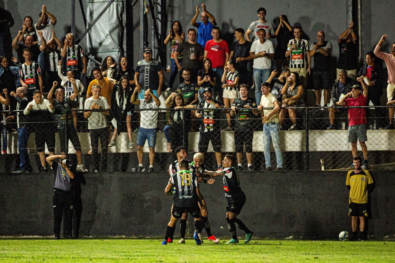 Athletic marca nos acréscimos, vence ABC e mantém 100% na Série C