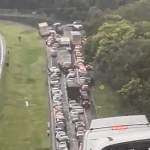 Minas: BR-040 tem 6 km de congestionamento após acidente neste sábado (10)