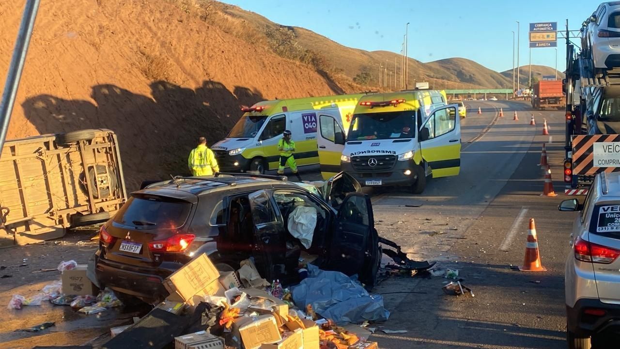 PC confirma que criança de dois anos e motorista do carro morreram em acidente na BR-040