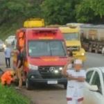 Acidente com carro deixa trânsito complicado na BR-381, na Grande BH