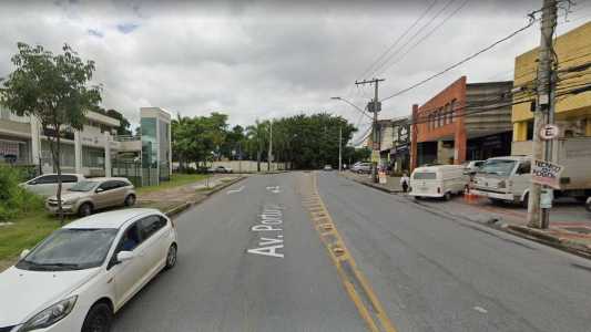 Acidente aconteceu na avenida Portugal, no bairro Santa Amélia