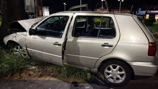 Acidente aconteceu na madrugada deste domingo (26) na avenida Abílio Machado, na região Noroeste de BH