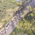 Acidente no Anel Rodoviário com ônibus e caminhão gera congestionamento próximo ao Buritis, em BH