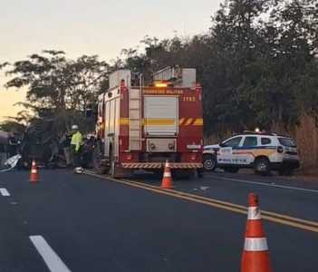 Corpo de Bombeiros e Polícia Militar foram acionados para socorro às vítimas