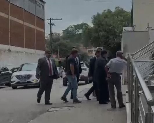 Acidente com ônibus em Teófilo Otoni: motorista de carreta se entrega à polícia