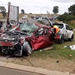 Ex-jogador de seleção morre em acidente a caminho de um funeral