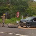 Acidente entre carro e caminhão deixa um ferido em Juiz de Fora