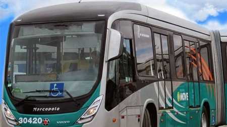 Acidente envolveu dois ônibus do Move Metropolitano
