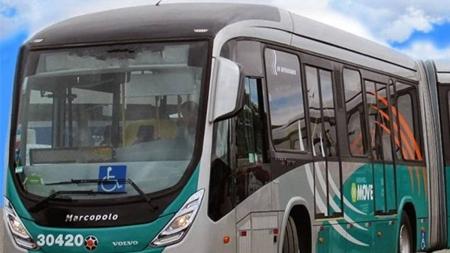 Acidente envolveu dois ônibus do Move Metropolitano