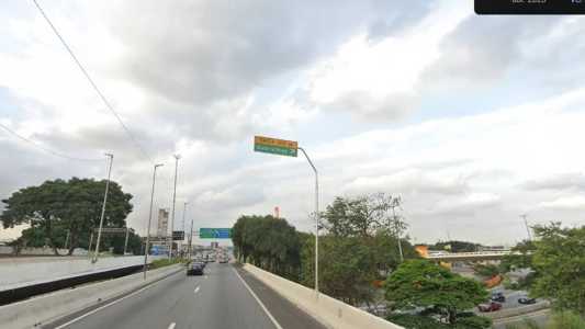 Acidente foi em alça da Marginal Tietê que dá acesso à Presidente Dutra