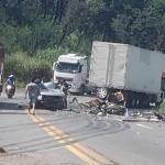 Acidente envolvendo caminhões e carros deixa um morto e interdita a BR-381 em Sabará